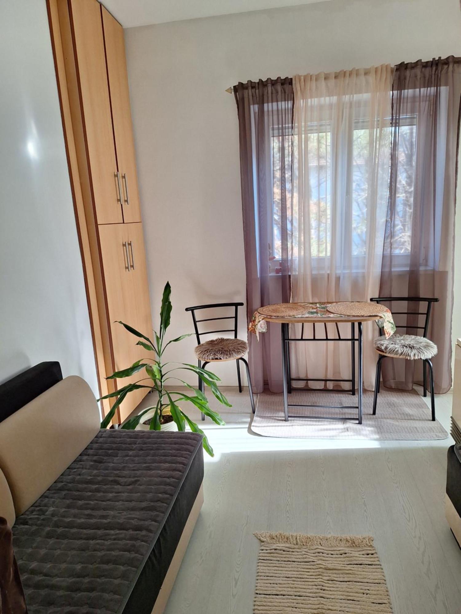 Apartment Apartman Maja